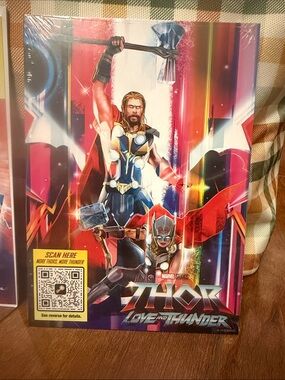 Marvel Thor: Love and Thunder Collector Cards Limited Edition SET OF FOUR